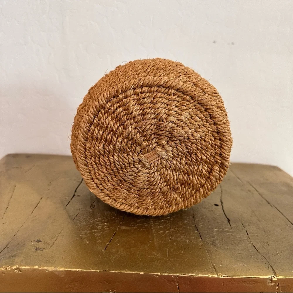 Vintage natural jute Handwoven plant/storage/decorative cuffed basket